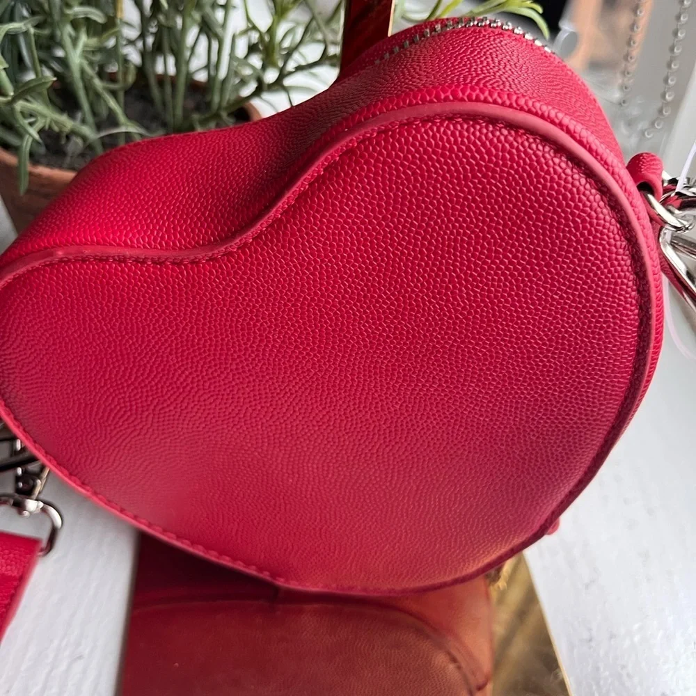 Steve Madden Crimson Heart Crossbody Bag 2 Straps Removable Pouch NWT